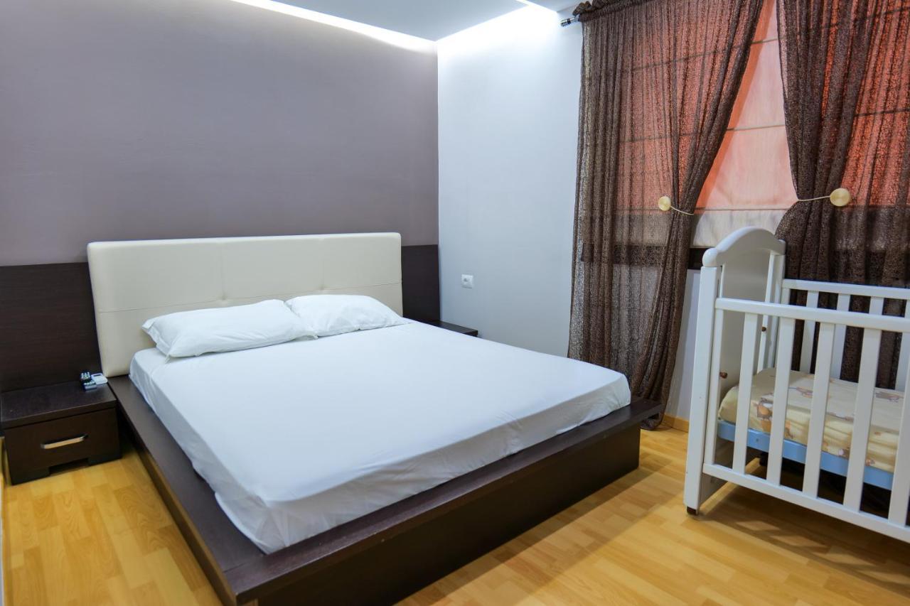 Ansel Home Saranda Extérieur photo